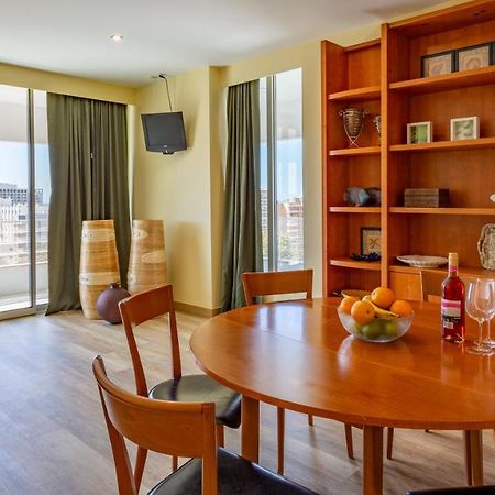 קווארטיירה Divine Marina Apartment W/ Pool & Garden By Lovelystay מראה חיצוני תמונה