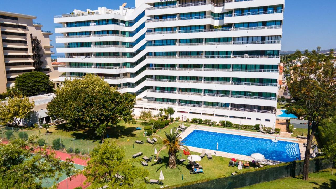 קווארטיירה Divine Marina Apartment W/ Pool & Garden By Lovelystay מראה חיצוני תמונה
